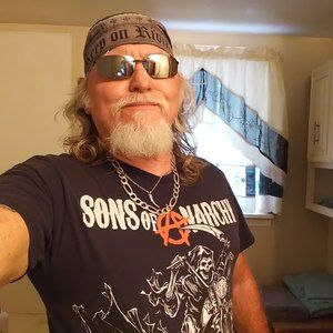 Meet your Posher, Hubert